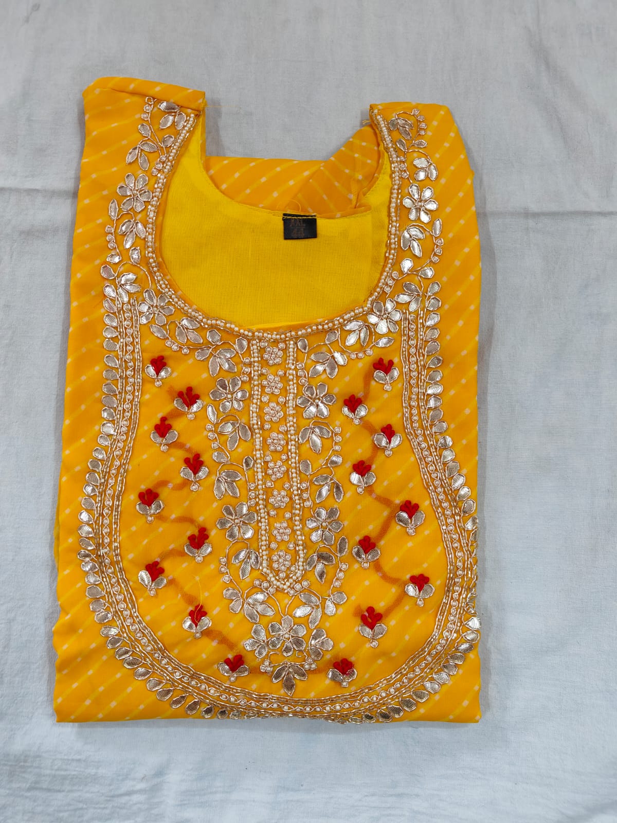 Latna | Lehriya Gotapatti Kurta