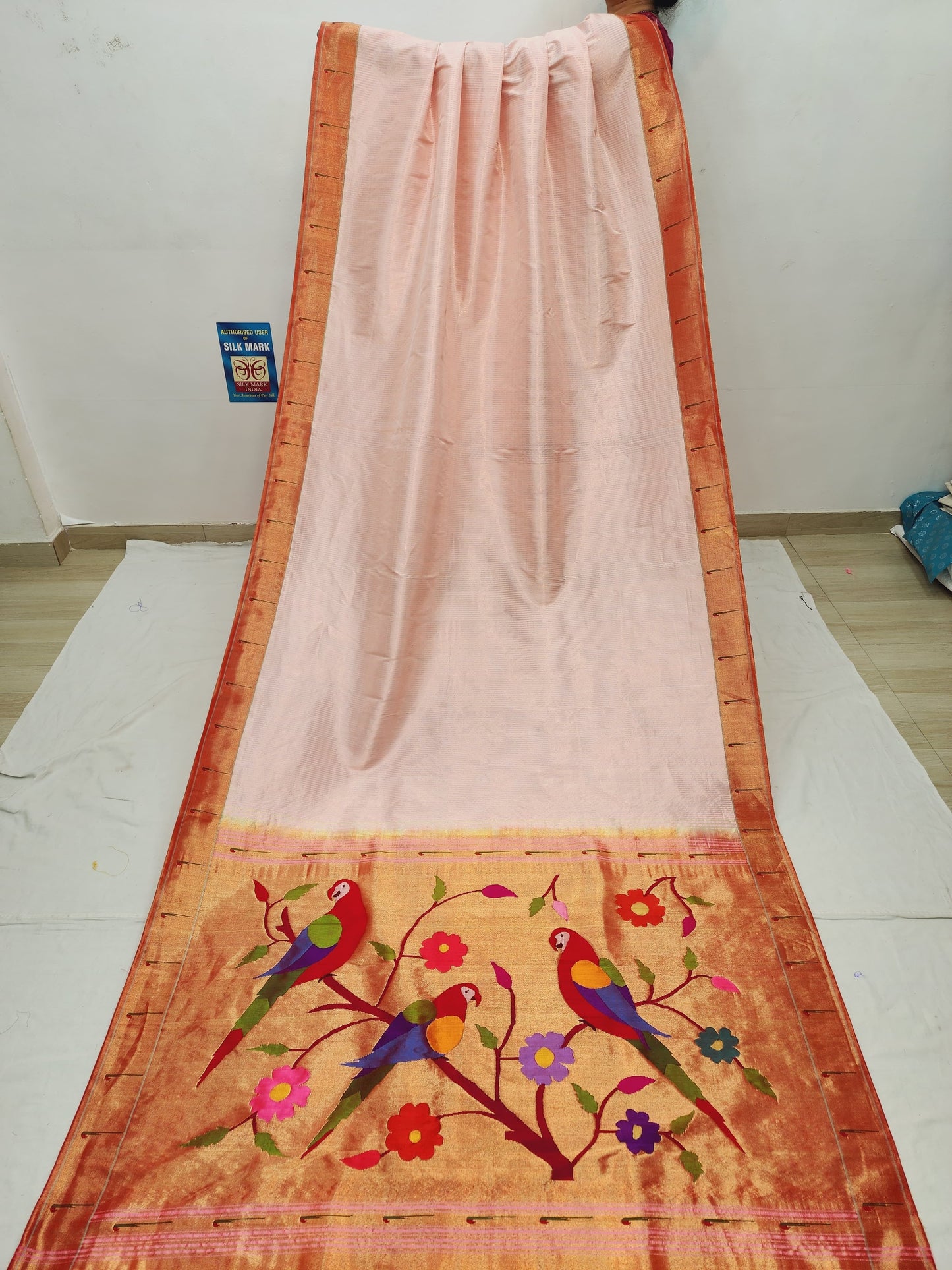 Vaishnavi | SINGLE MUNIYA BROCADE PAITHANI