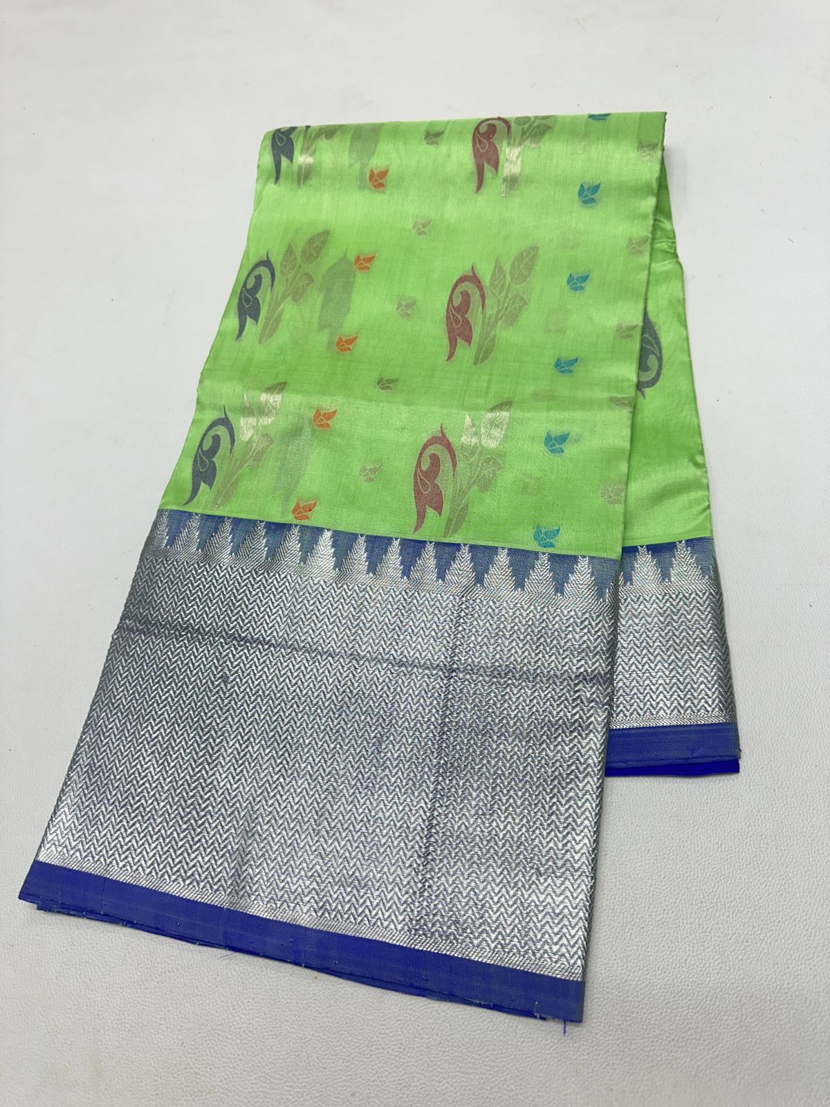 Aadhya | Venkatagiri Pattu saree