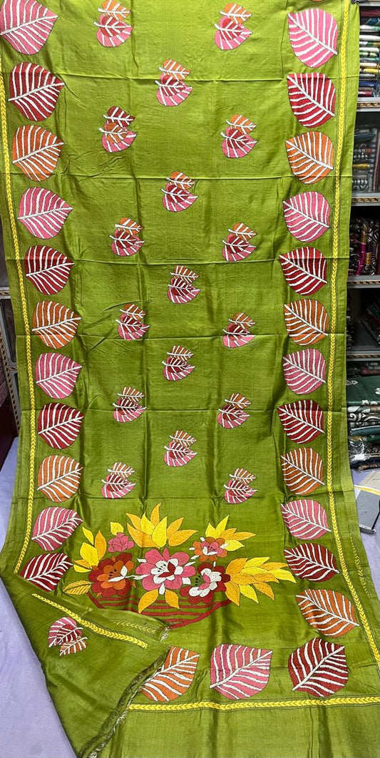 Available tashar katha stich saree
With bp
With silk mark