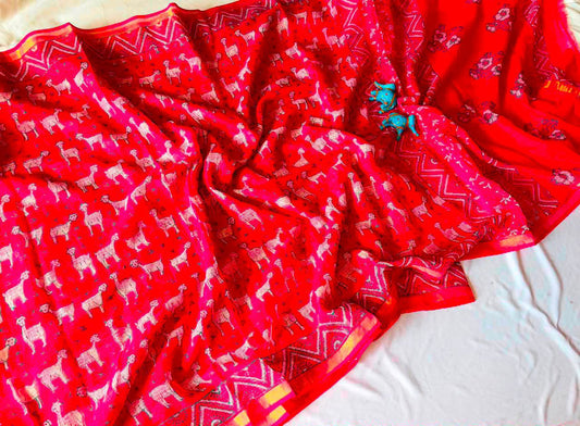 Summer special collection
Vanaspati ajark print

🥻🥻🥻🥻🥻🥻
 Kota saree new collection of Bagru print 
New collection Saree Kota Doriya .
Hand made 
Block print , Dabu print , Bagru print , vaspati print, ajark prijt
Saree length 5.5 mtr
Blouse.  80cm
Hand block printed
