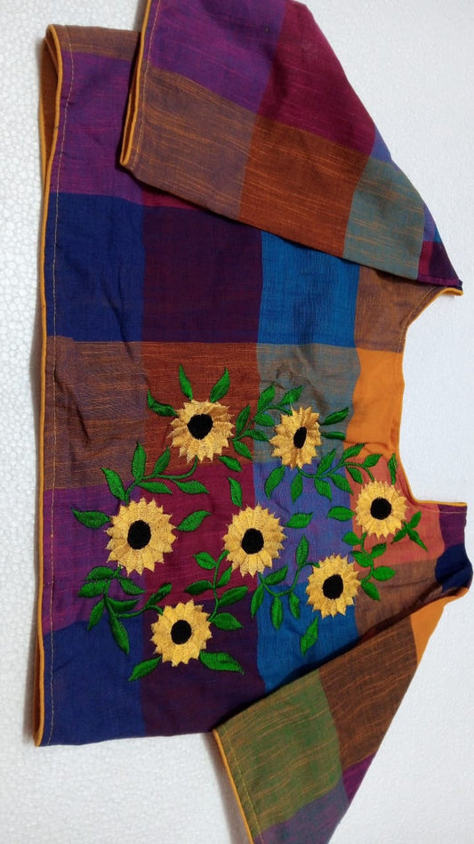 Chiini | embroidered blouse