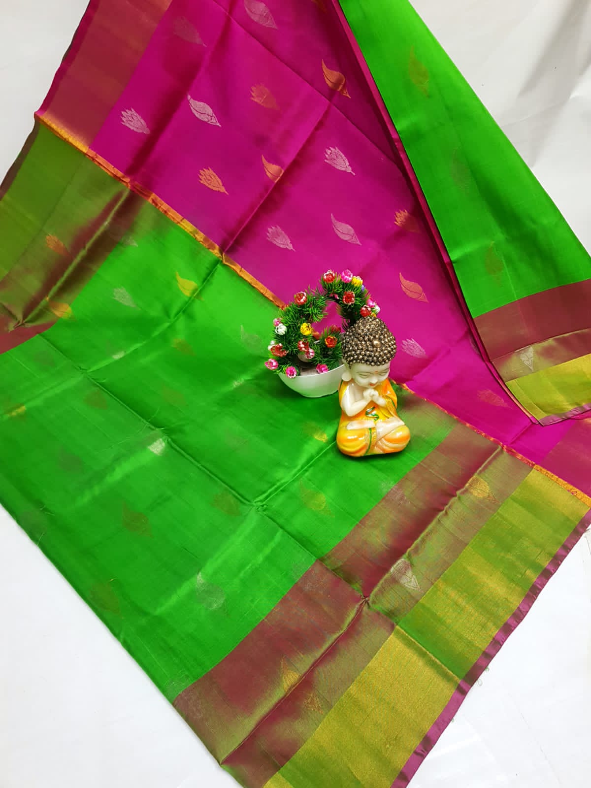 Uzria | Uppada Pattu Saree