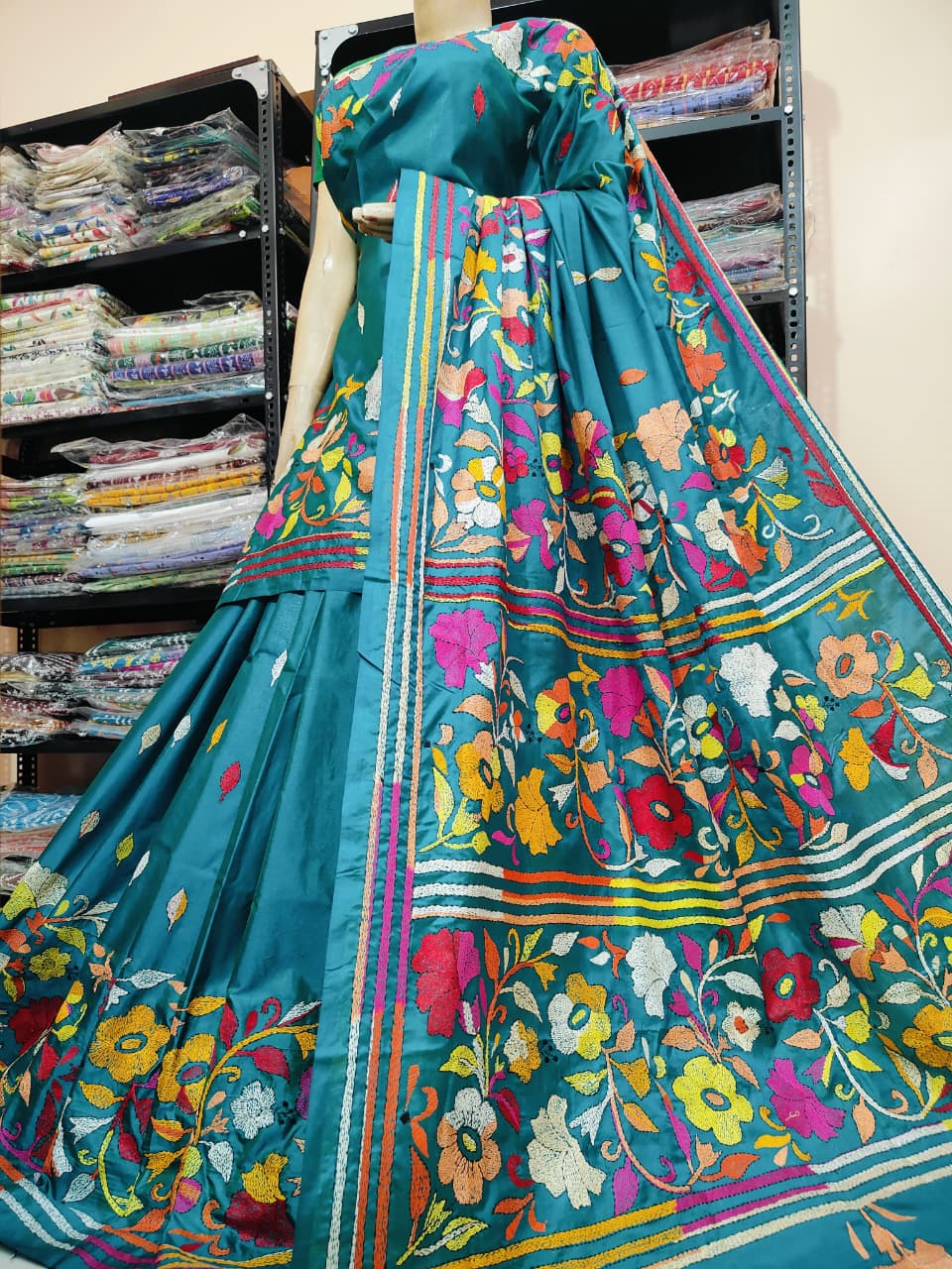 Traditional Shantiniketan hand Kanthastitch saree On 
Belendend bangalore silk Material 
With Kanthastitch Work Bp