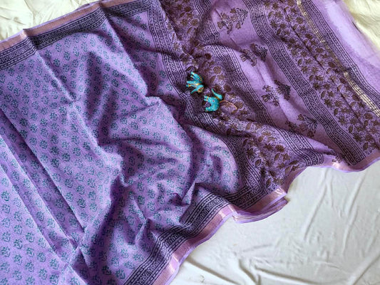 Summer special collection
Vanaspati ajark print

🥻🥻🥻🥻🥻🥻
 Kota saree new collection of Bagru print 
New collection Saree Kota Doriya .
Hand made 
Block print , Dabu print , Bagru print , vaspati print, ajark prijt
Saree length 5.5 mtr
Blouse.  80cm
Hand block printed