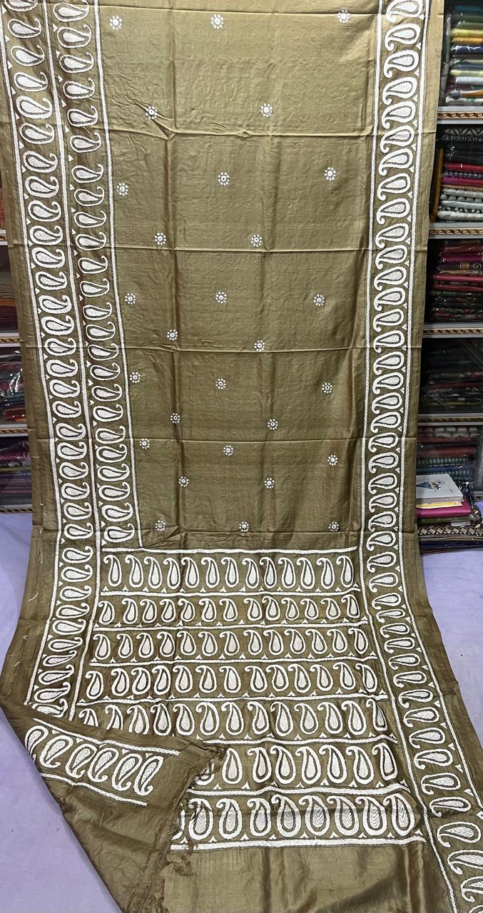 Available tashar katha stich saree
With bp
With silk mark