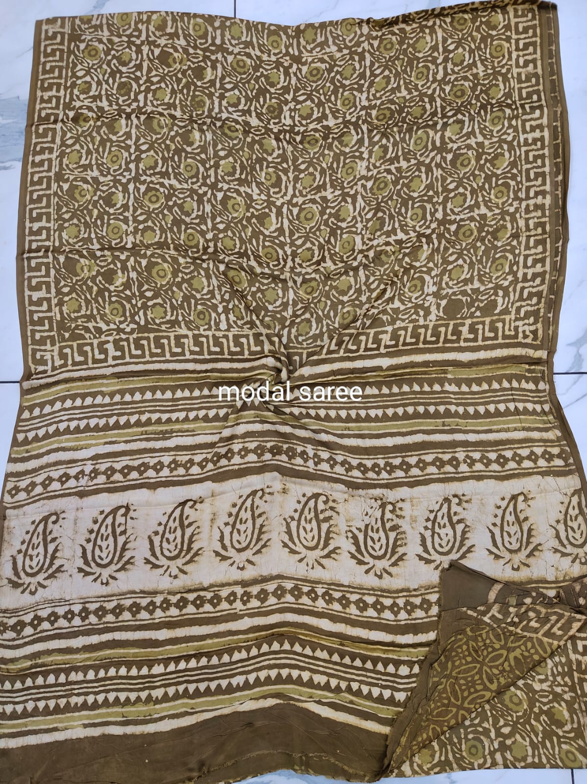 New Arrival Premium Modal Silk 2pc Suit
Top – Modal Silk (2.50 mtr)
Dupatta – Modal Silk (2.50 mtr)
Vanaspati Ajrakh
Kutch Ajrakh Elegant look | Premium Quality | Festive & Party Wear
