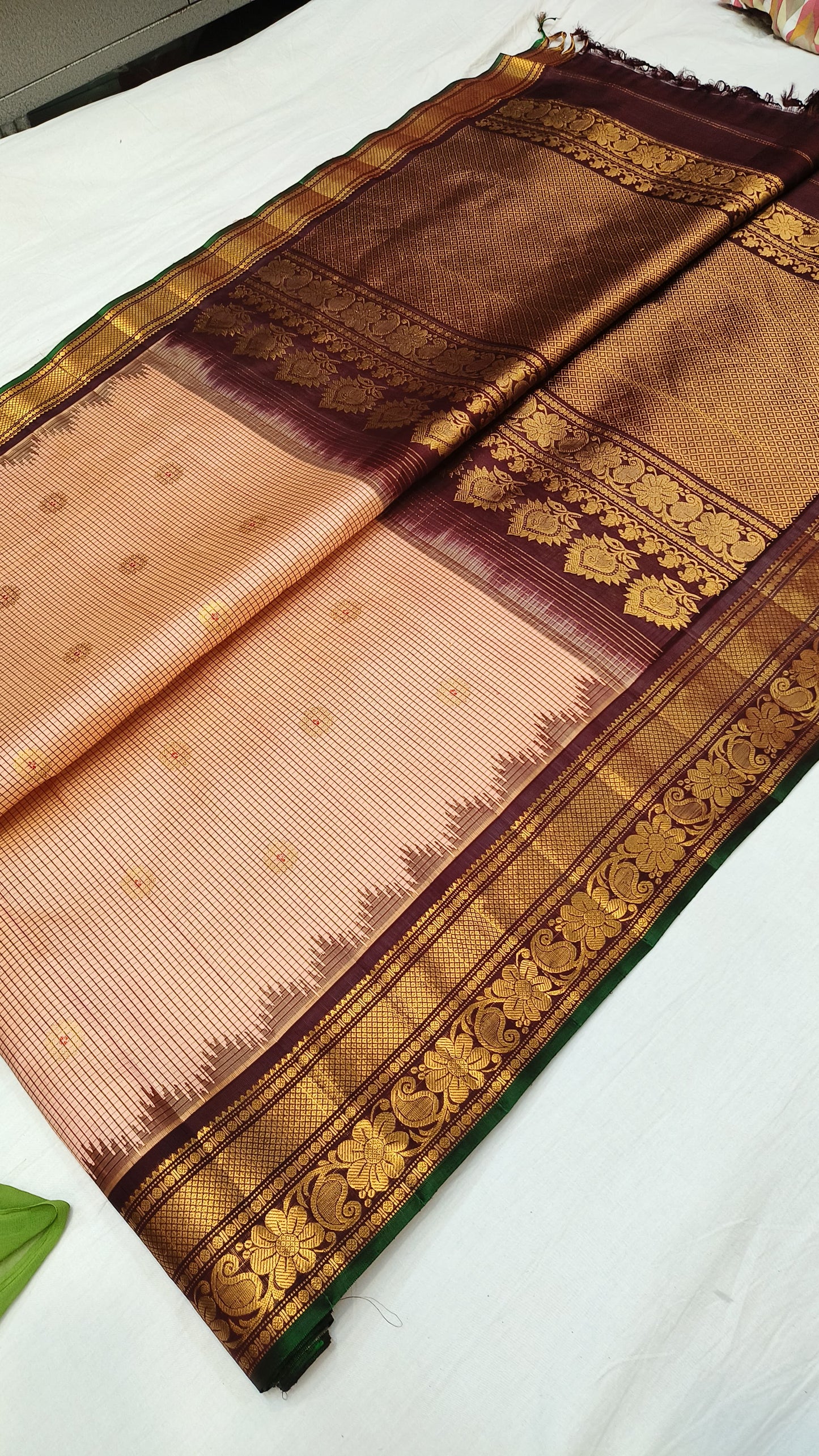 Dhatri- Gadwal| Gadwal Sarees in pure Silk