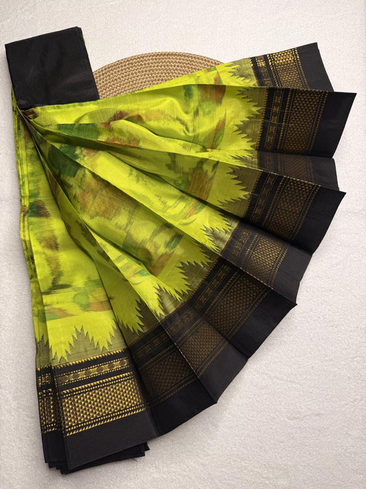 Material - pure silk 
Border - chikki paras
Saree Name -ilkal pure silk horizontal and also vertical stripes jari with temple border saree
Pallu -silk pallu
Blouse -contrast
Handloom -yes
Saree length- 6.2