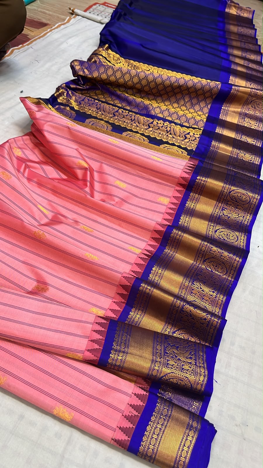 Authentic handwoven pure silk Gadwal