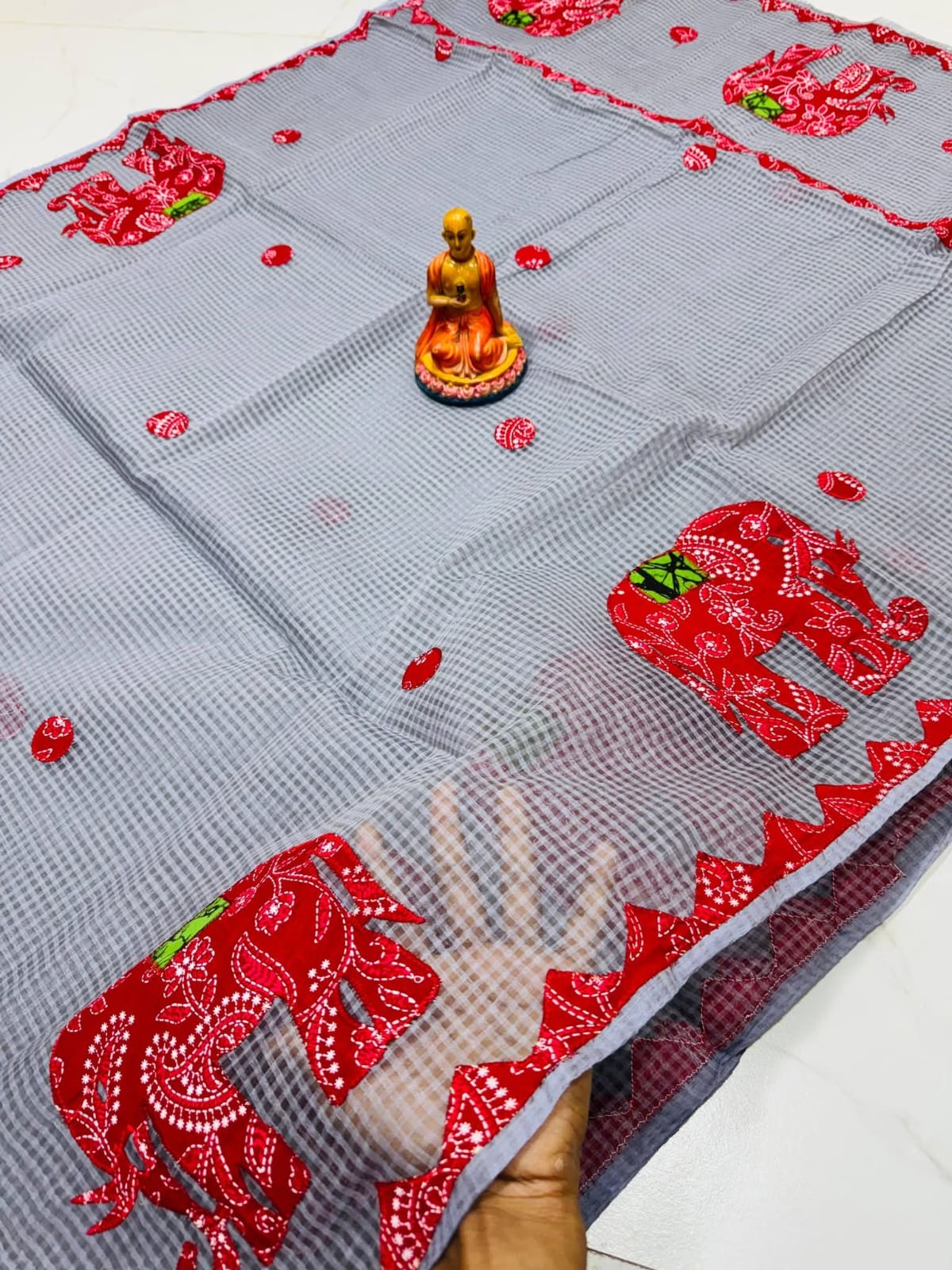 *Aplick work saree*

*No bp*

*Materials/ Resham Kota*

*All over Aplick work*
