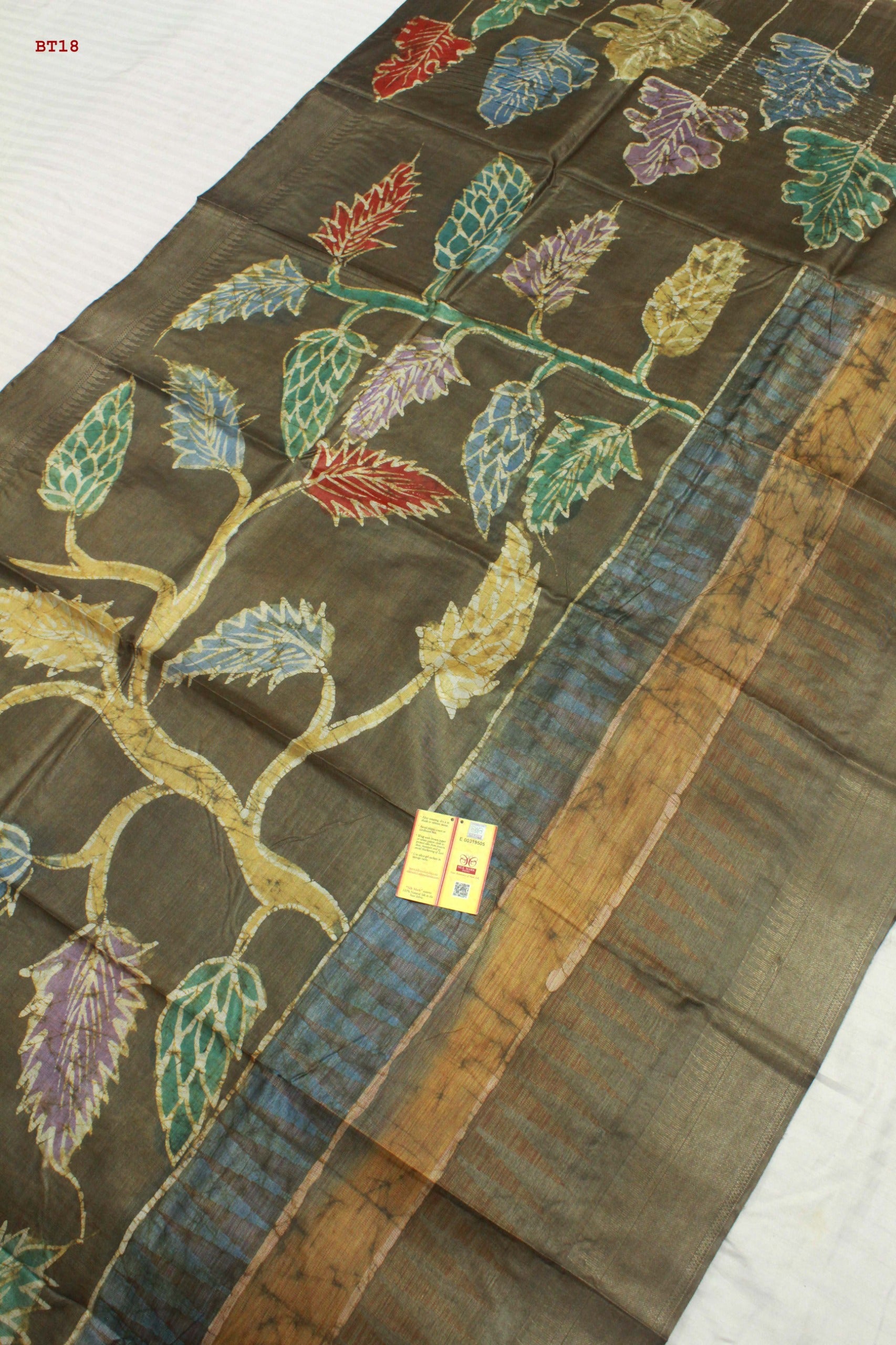 👆Pure Kosa Silk, Hand-batik Print Saree With Blouse Piece