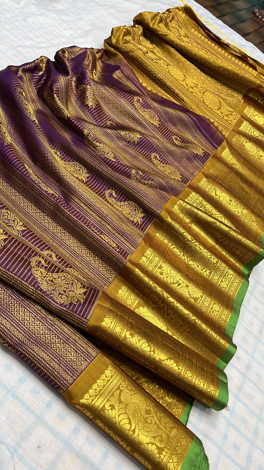✨✨Pure Gadwal Traditional
          Border Brocade 
          Pattu Sarees ✨✨