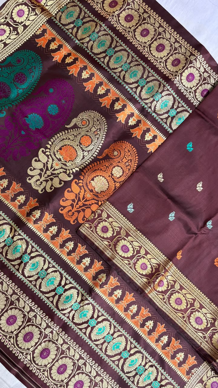 Baluchari sarees. 
Material silk with bp. 
With silkmark. 