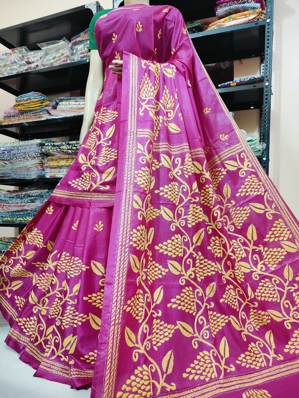 Traditional Shantiniketan hand Kanthastitch saree On 
Belendend bangalore silk Material 
With Kanthastitch Work Bp