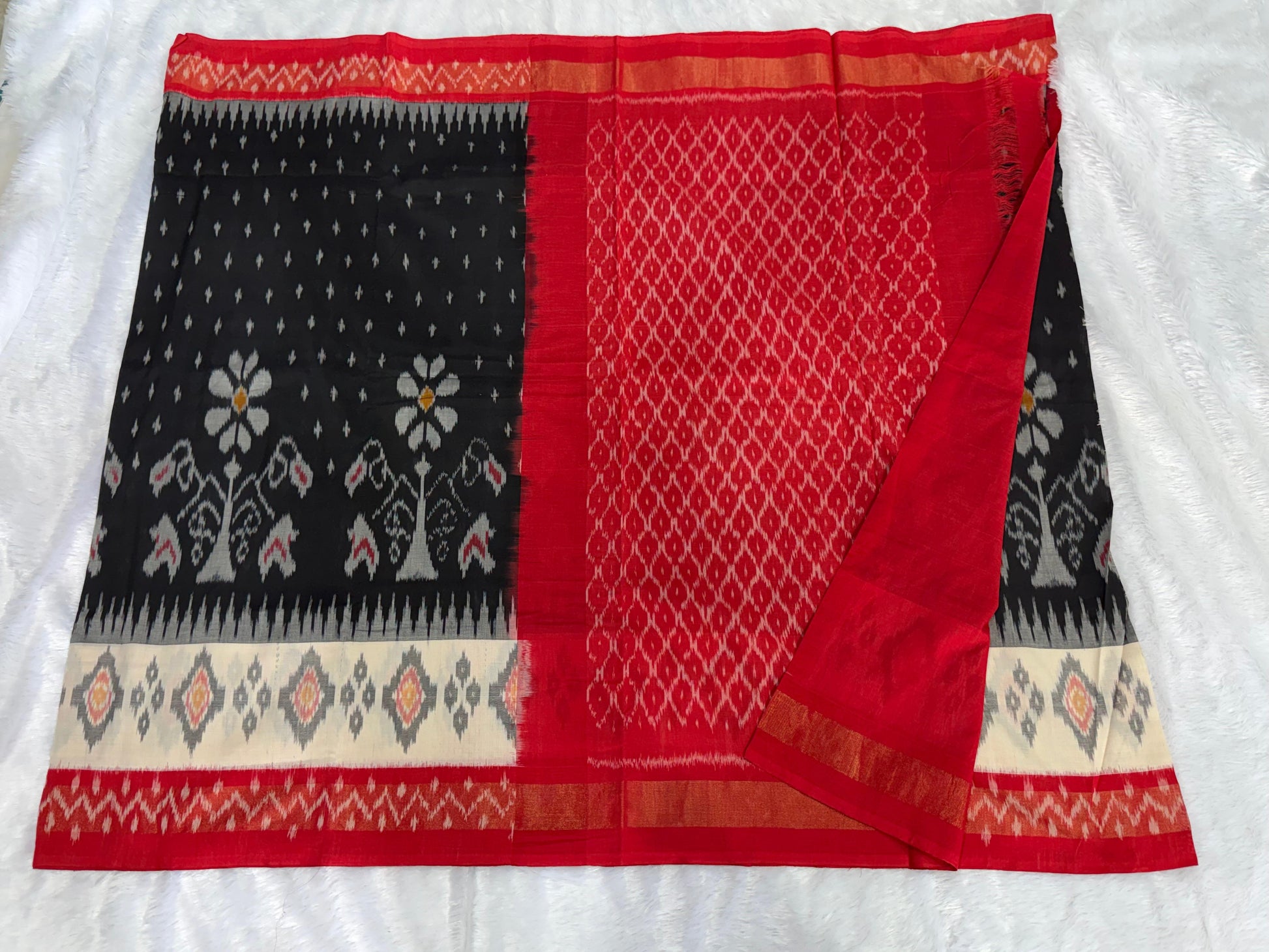 New arrivals 
Pure Mercerized  100 count
double ikat cotton  sarees 
With  blouse included with saree