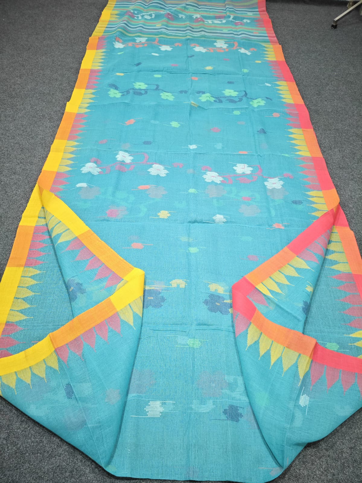 Authentic handloom 
monipuri cotton saree
With bp
