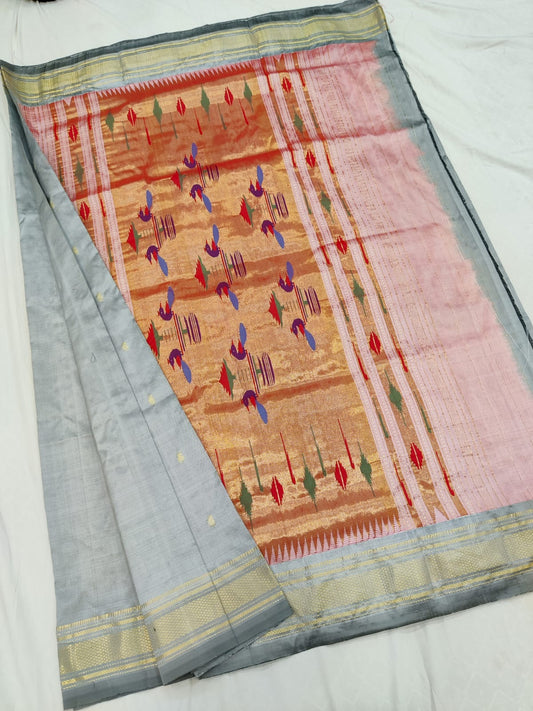 Padrika | Pure silk handloom Paithani Saree