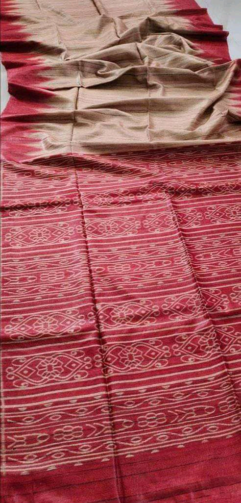 Pure tussar ghicha temple border ikkat print silk handloom saree with blouse pc.
Silk mark tag 
