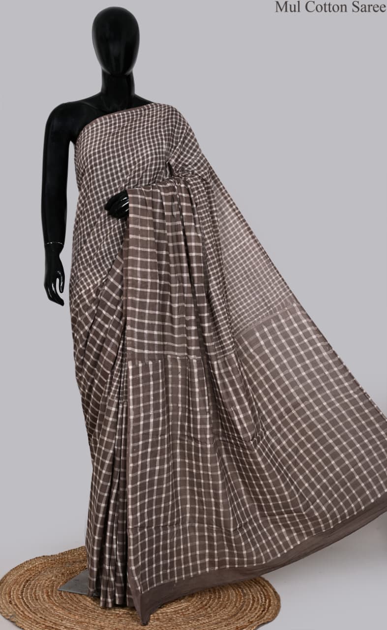 premium Traditional Mulmul CottonBeautiful Pure Soft Mulmul Cotton Sarees available*
Size: 6.30 mtr with blouse 
