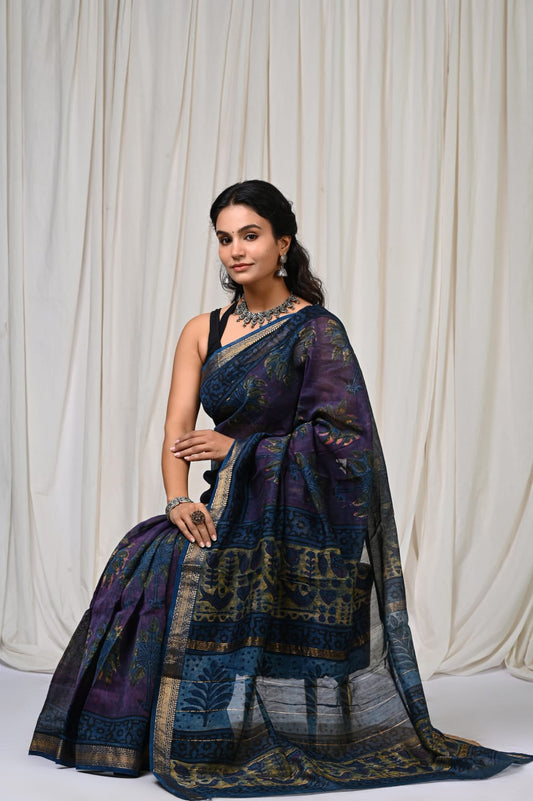 🍁new arrival🍁
Naspal pomegranate print 
👌Maheswari silk saree👌
Hand block printed Maheswari silk sarees with blouse
Size- 6.5 with blouse
Quality- silk by silk
Approx weight- 470 gram
👉Pure hand block
 