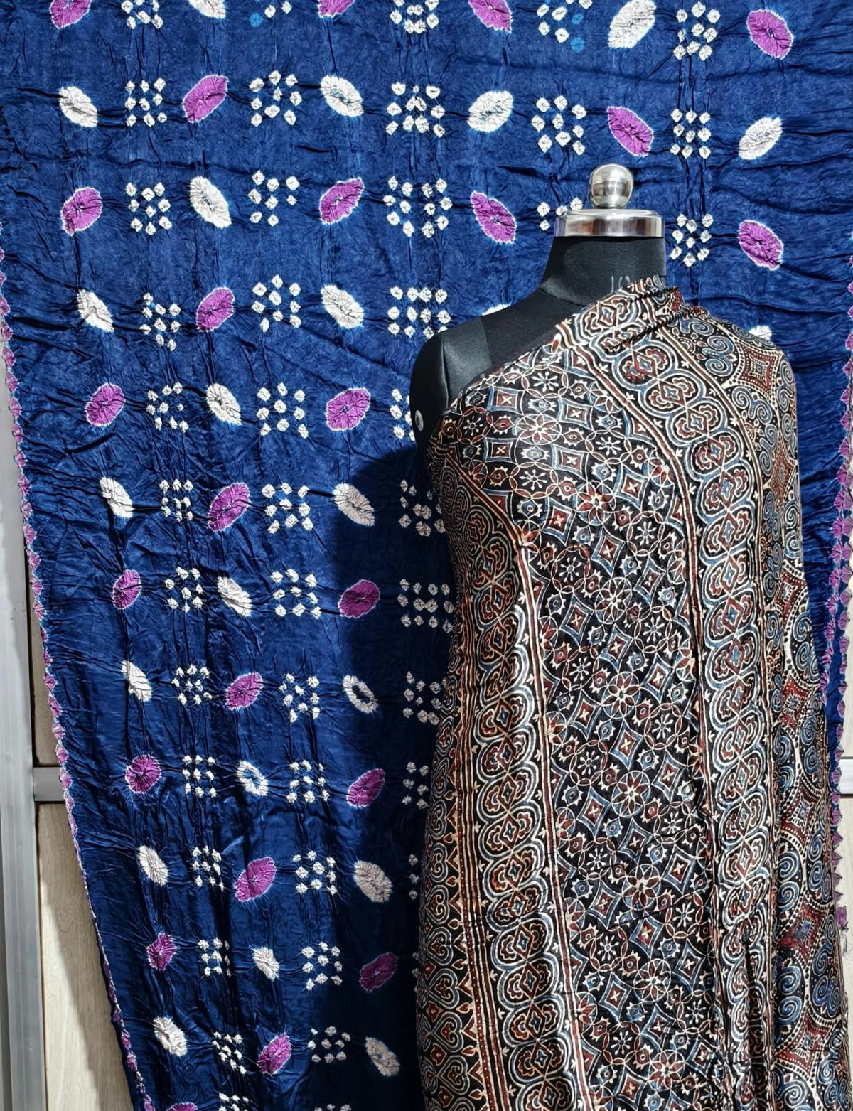 ✨ Pure Modal Silk Ajrakh Shibori saree✨*

*🌸 Premium Natural Dye Ajrakh Hand Block Print with Shibori hand bandhej saree*

*👗 Fabric Details*:

• *saree 6.50 miter . Full cut*..

*⭐ Highlights*

• 100% Premium Quality

• Natural Dye

• Authentic Ajrakh Hand Block Print

• Elegant Shibori Design

• Soft, Comfortable & Rich Finish