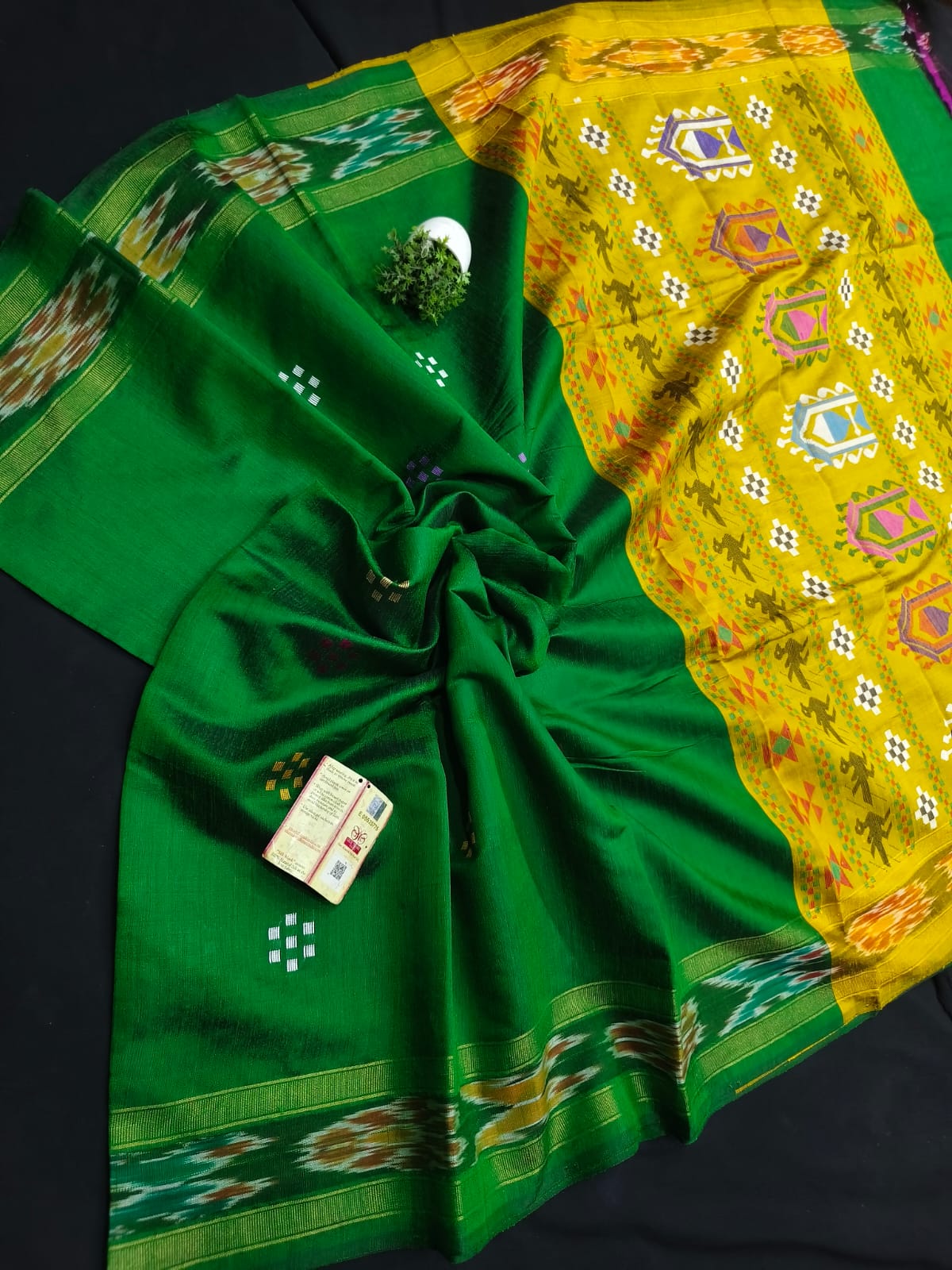 pure raw silk zari ikkat  border body buta design saree dolavedy contrast pallu with contrast blouse saree*
 raw silk saree
silk mark certified
handloom weaved
