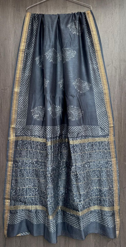 Bhomika | Block printed with Maheshwari border