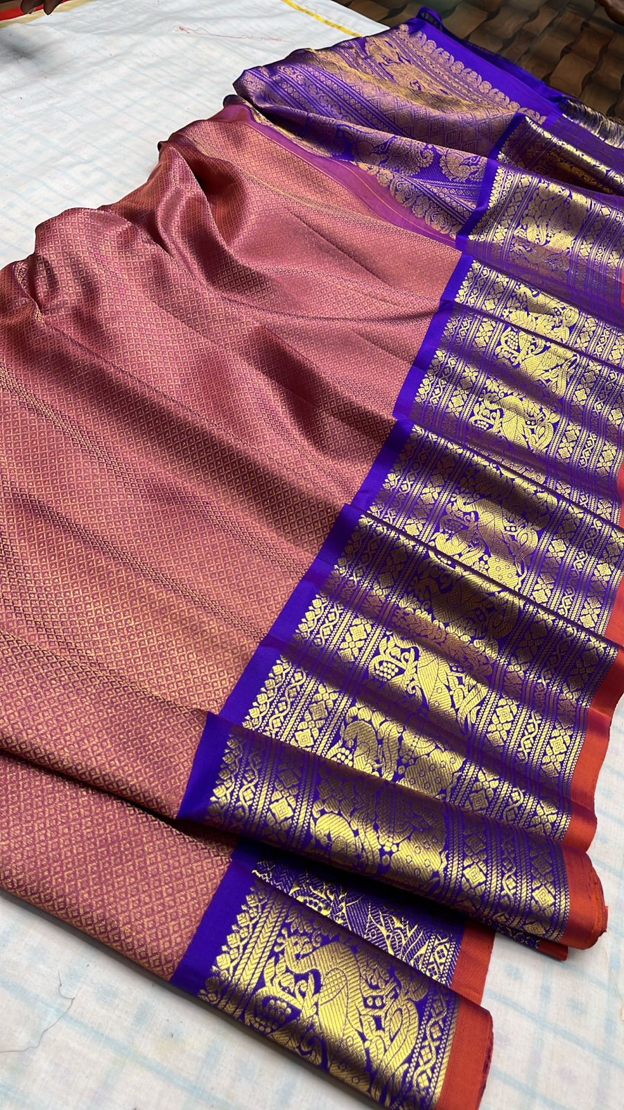 ✨✨Pure Gadwal Traditional
          Border Brocade 
          Pattu Sarees ✨✨