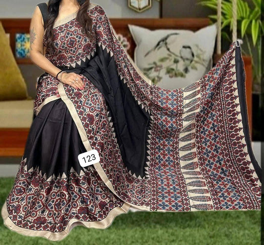 
🥻 Pure Modal Silk  Saree 🥻
🏕️ Natural / Vegetable Dyeing with Ajrakh Hand-Block Print

📦 All pics available
🎨 New colours / new patterns added 6.50...Full  saree  ..45..with 
