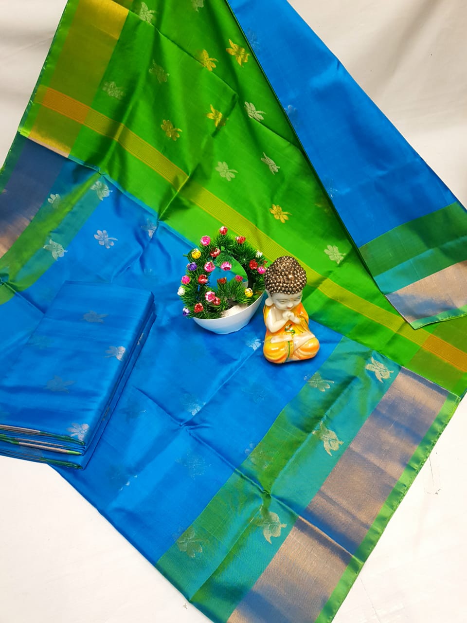 Uzzaina | Uppada Pattu Saree