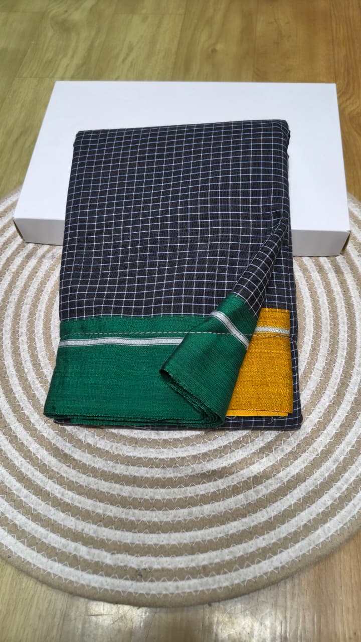 Handwoven patteda anchu saree in pure cotton