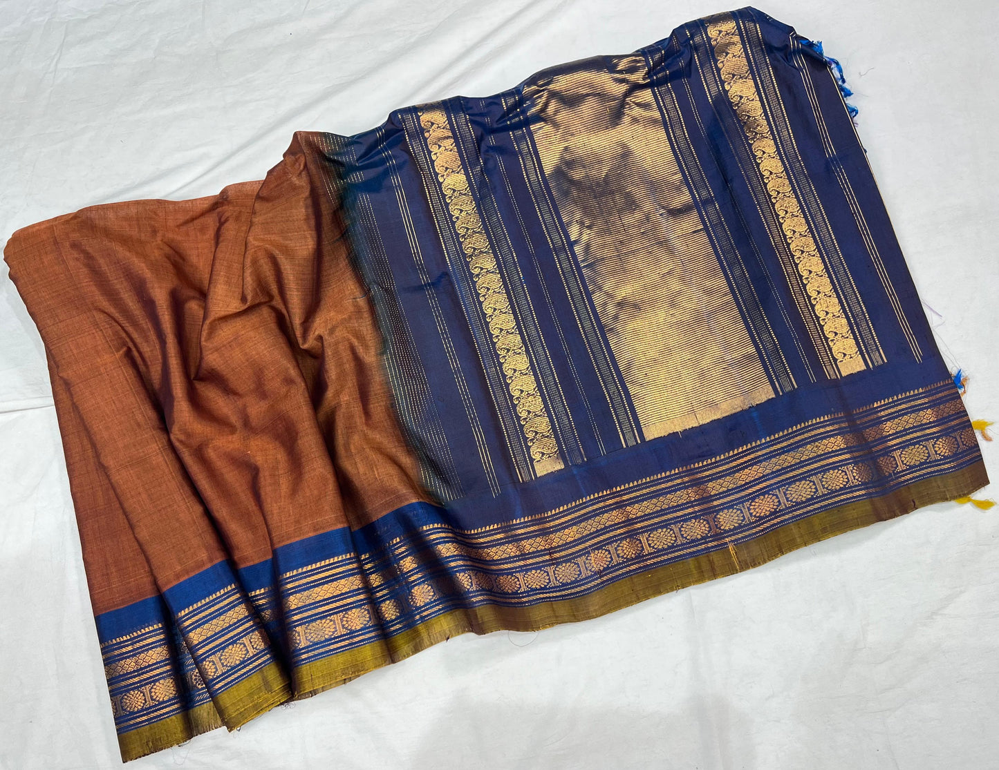 Vishvi-Gadwal |pure-cotton-gadwal