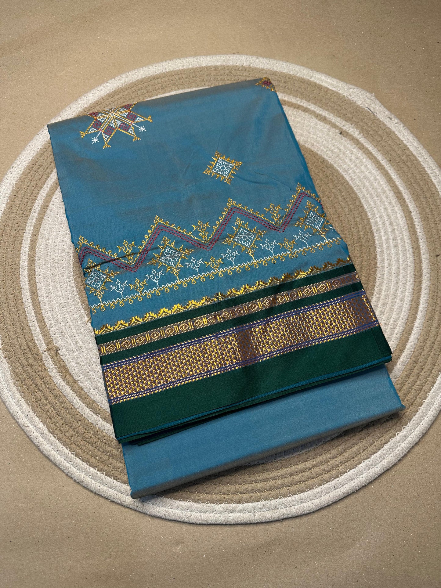 Kasthvini | Kasuti Work on Cotton Saree