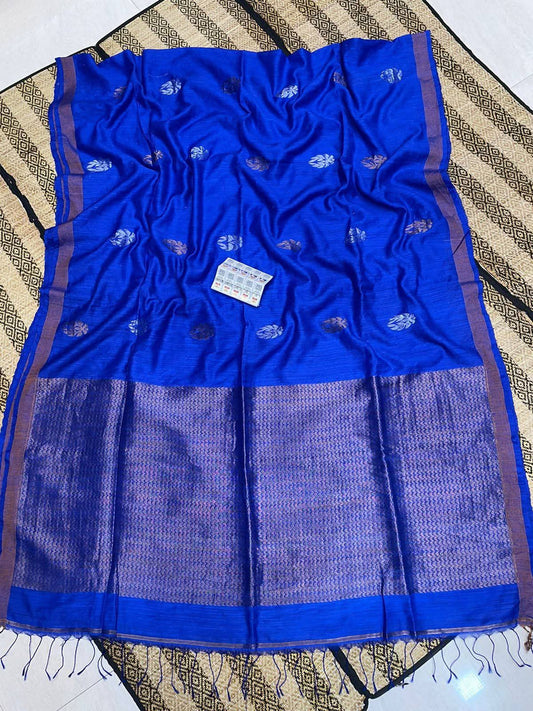 Authentic Pure Matka Handloom Silk Mark. Certified Jamdani    

*with Government Silk Mark Tag*

*Metirials*- Reshom Matka
*BP*- Running 
