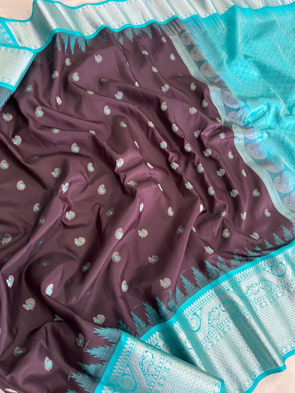 Daisy | Gadwal Sarees in pure Silk