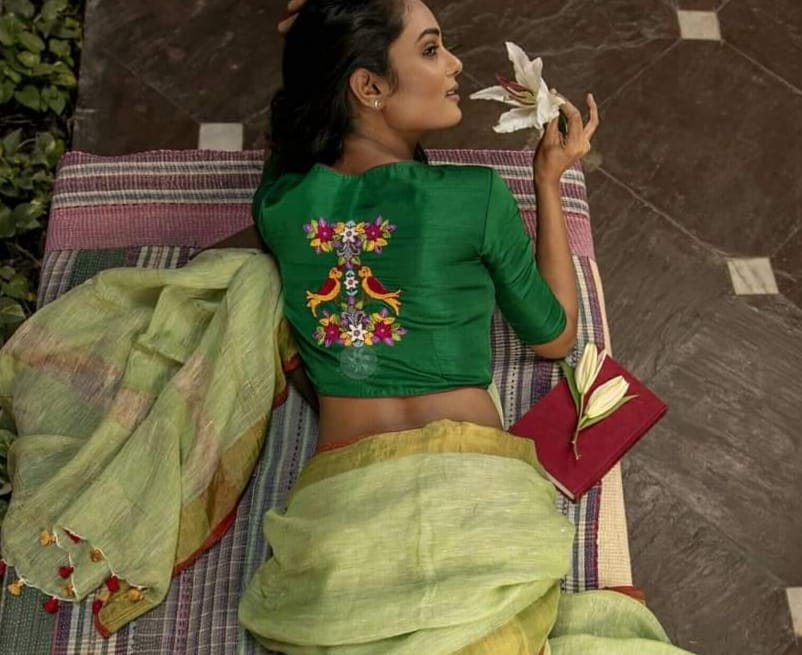 Chiika | embroidered blouse