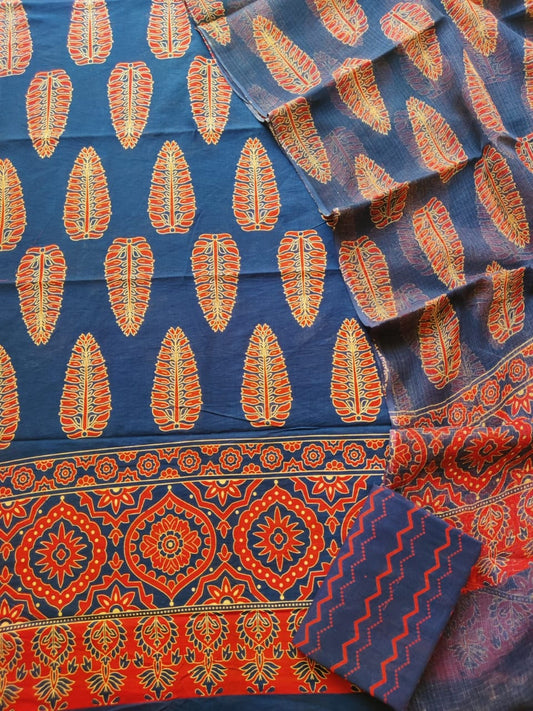 Now new arrivals 

Block printed cotton suit with kota doriya duppta 

Top @ bottom *cotton*
Duptta  *kota doriya*