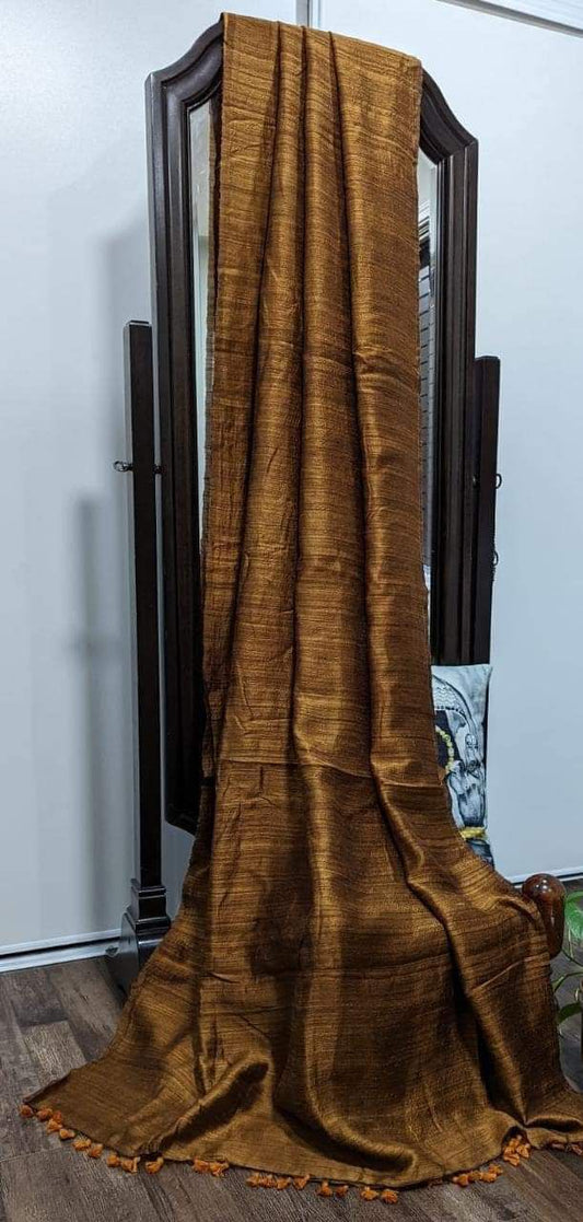 Plain matka silk saree 