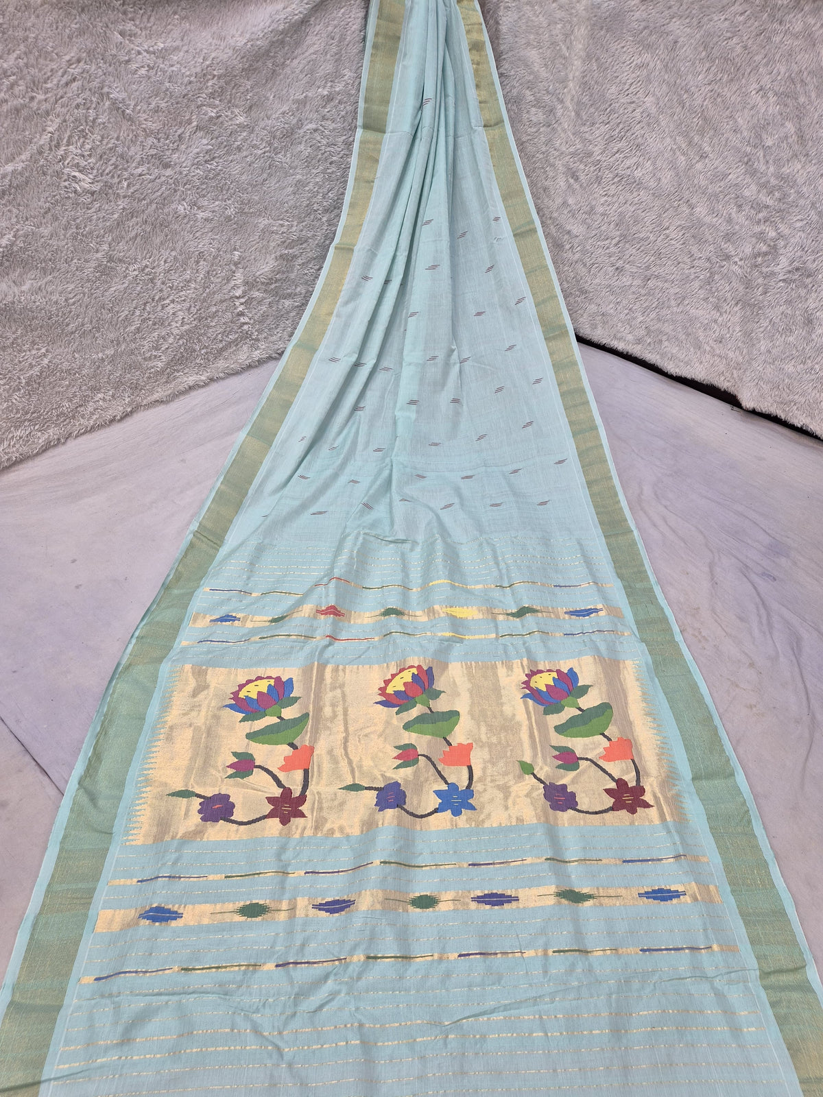*Yeola cotton paithani*
Pure cotton 
Handloom saree
Patta border 
Running blouse 
Shoulder butta 