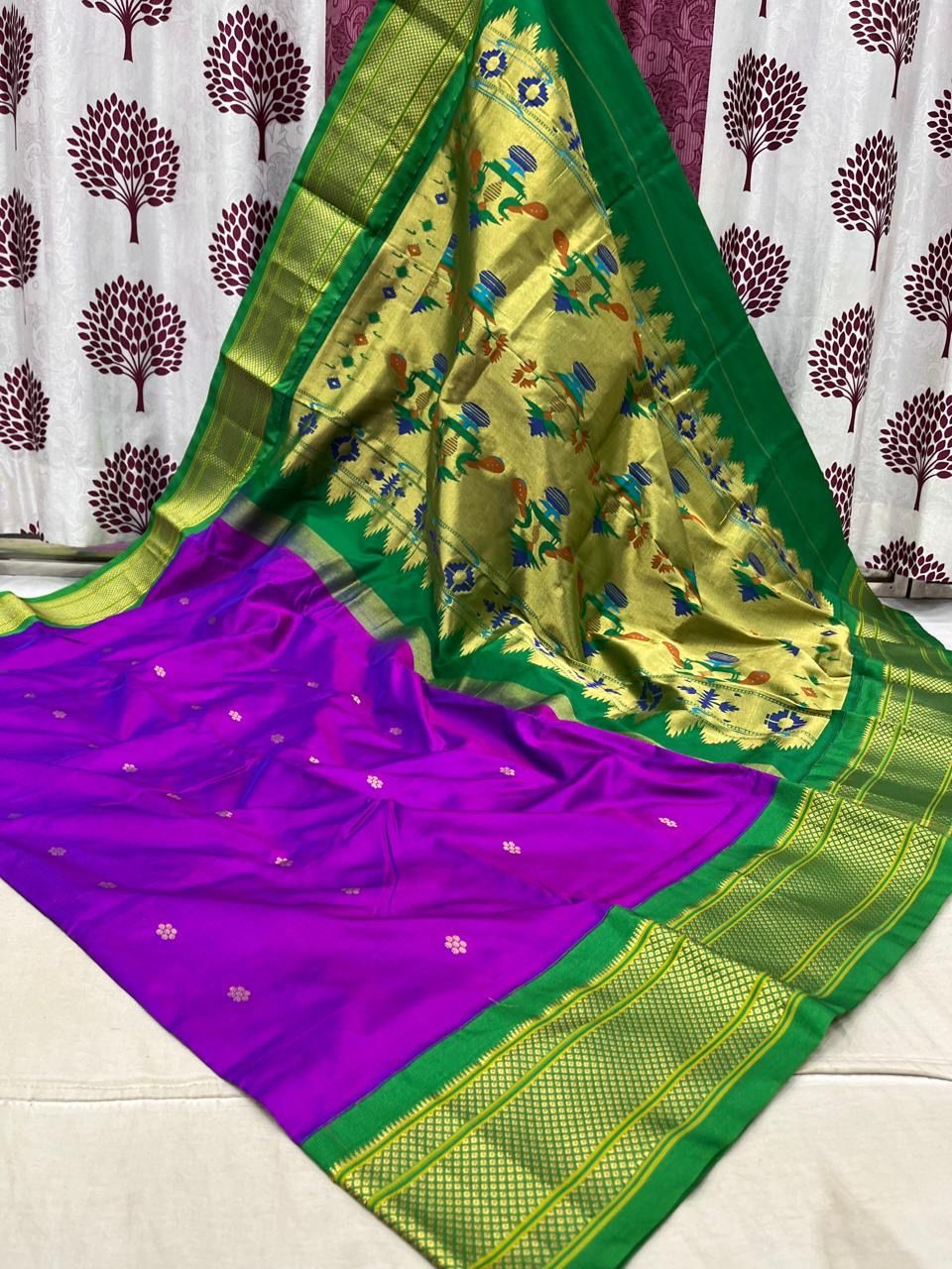 Paradoxi | Powerloom Kadiyal Paithani Silk Saree