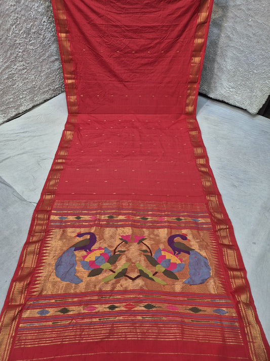 Yeola cotton paithani*
Pure cotton 
Handloom saree
Traditional Narali border 
Running blouse 
Shoulder butta 