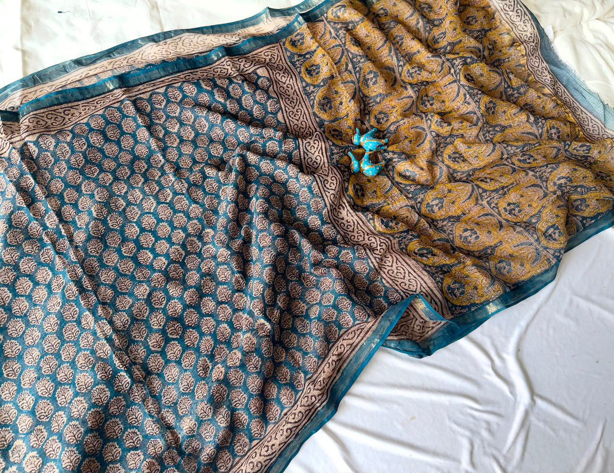 Summer special collection
Vanaspati ajark print

🥻🥻🥻🥻🥻🥻
 Kota saree new collection of Bagru print 
New collection Saree Kota Doriya .
Hand made 
Block print , Dabu print , Bagru print , vaspati print, ajark prijt
Saree length 5.5 mtr
Blouse.  80cm
Hand block printed