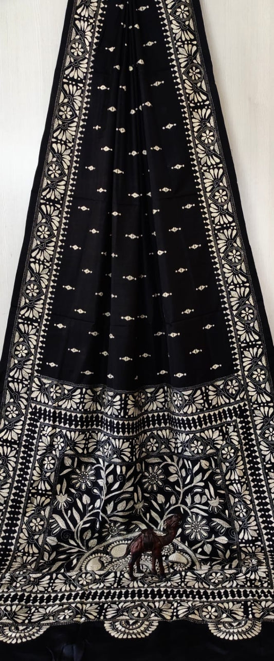 Beautiful kantha work on blended Bangalore silk
With kantha stich work bp