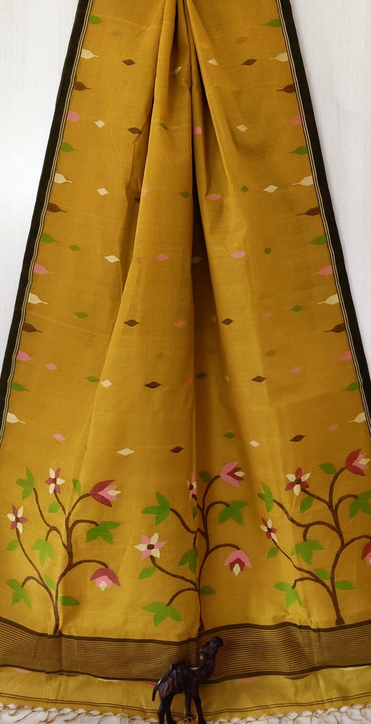 Very exclusive,Beautiful 100 Count pure 
Cotton by Cotton Hand Spoon jamdani 
with temple border with very 
elegant jamdani motif pallu
Without bp