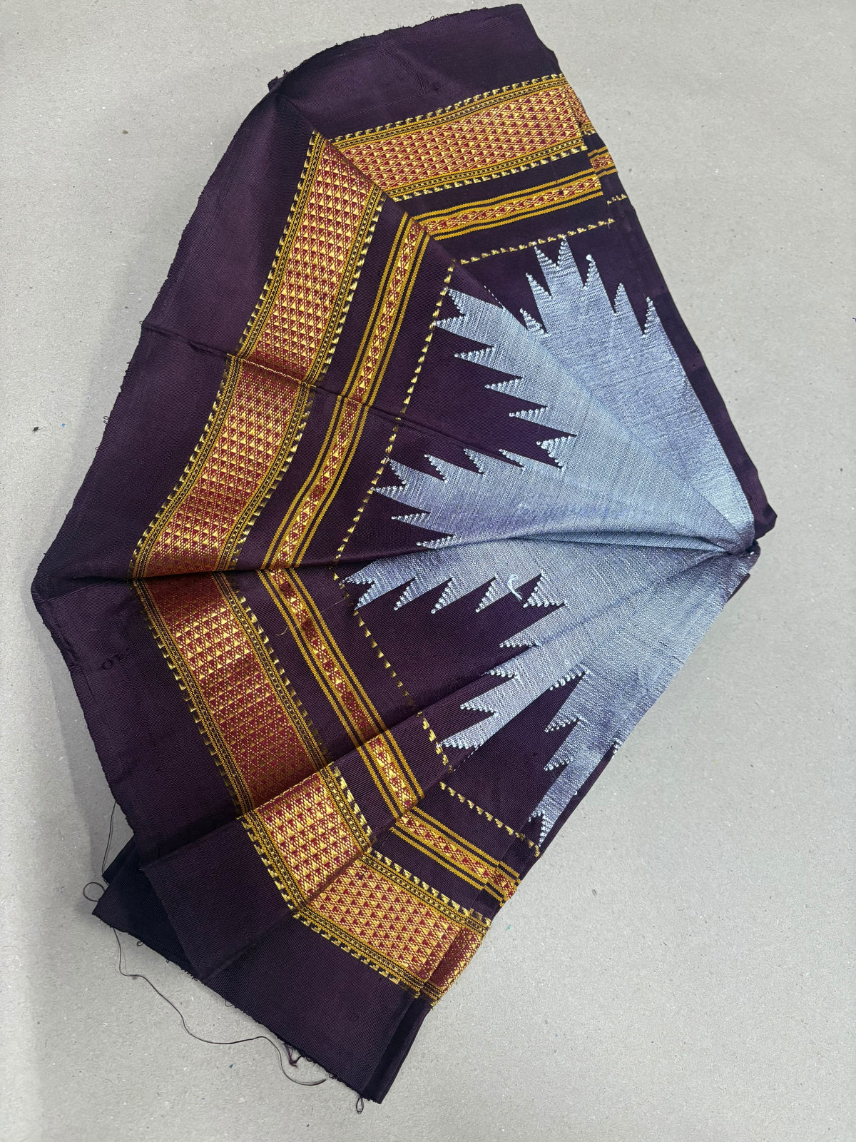 100%silk saree chikki paras Temple silk saree silk pallu contrast saree 6.2m