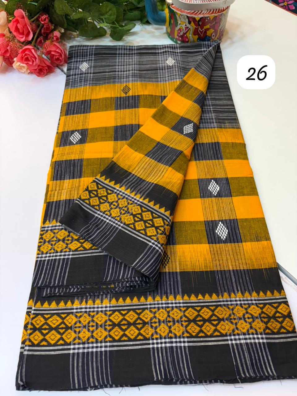Handwoven pure Dhonekhali cotton ( 100 count cotton Dhonekhali saree)
Without BP(5.5 mtr)