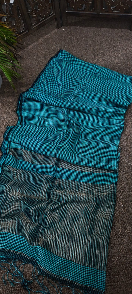 Pure jayasree
 linen by linen saree
With bp