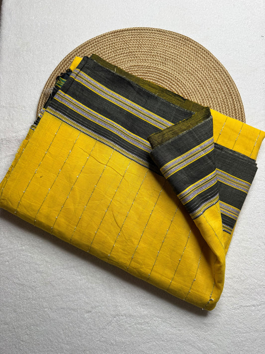 Cotton saree Chikki paras
Material - cotton by cotton 
Border - Chikki  border 
Saree Name - Ilkal cotton Chikki  sarees
Pallu - silk pallu 
Blouse -running
Handloom -yes
Saree length- 6.2
