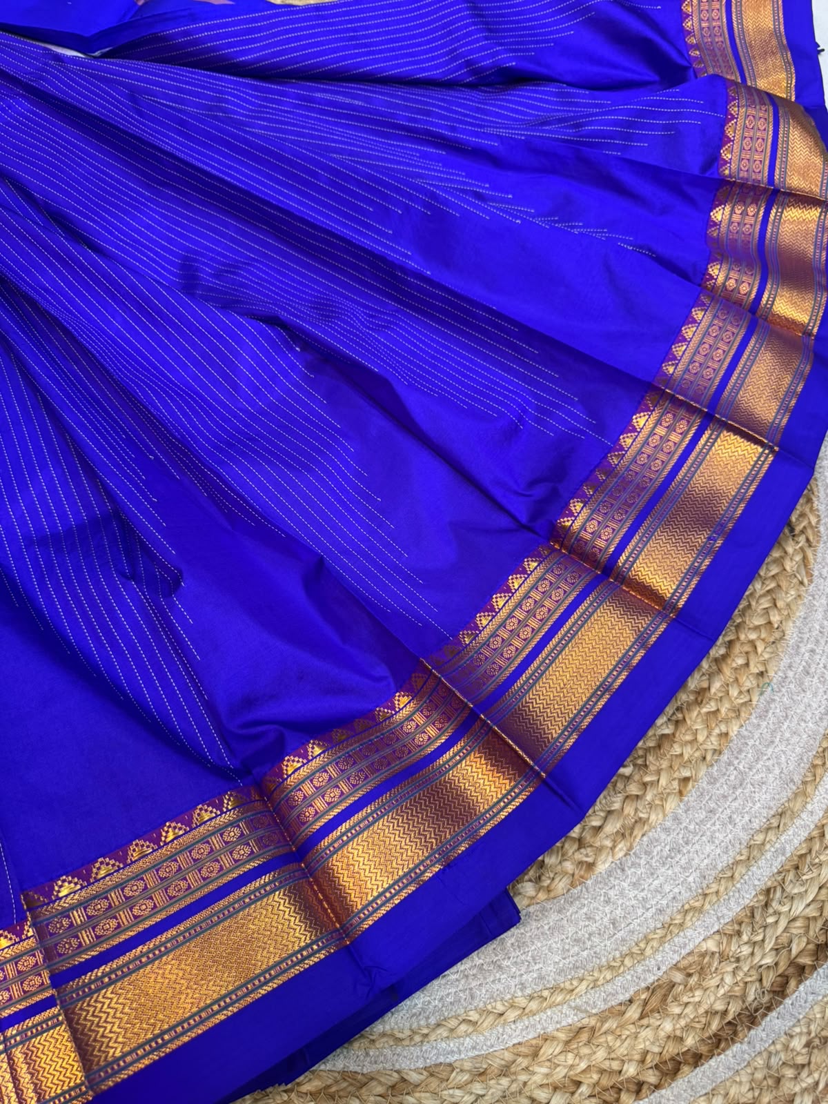*Ilkal saree with silk mark approved*

*Pure silk chukki Faras border* superior quality 
Body small checks design popularly known as *Chaduranga Chukki*  & *Zari lines* ilkal saree 
With running blouse saree
*Price - 16500